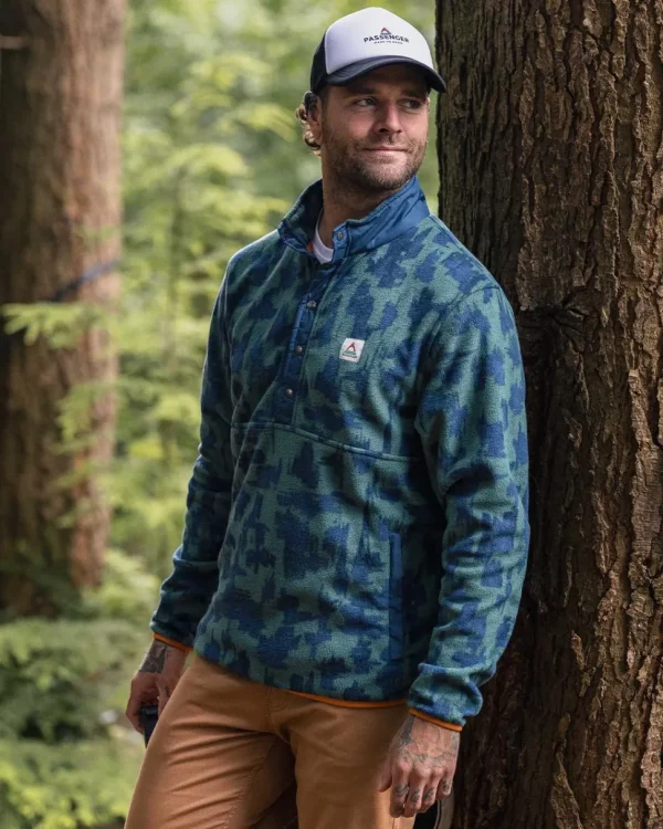 Flash Sale Passenger Adrift Recycled Polar Fleece Oak Patch Deep Ocean