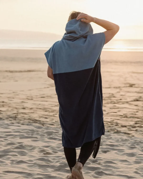 Sale Floris van Bommel Baja Recycled Towel Poncho Provincial Blue/ Dark Denim