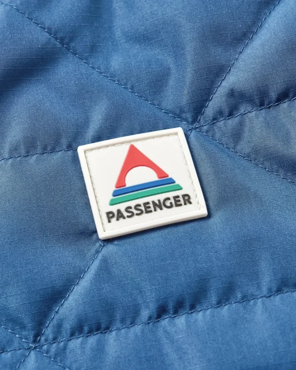 Flash Sale Passenger Base Recycled Thermore® Insulated Jacket Dark Denim/ Deep Navy