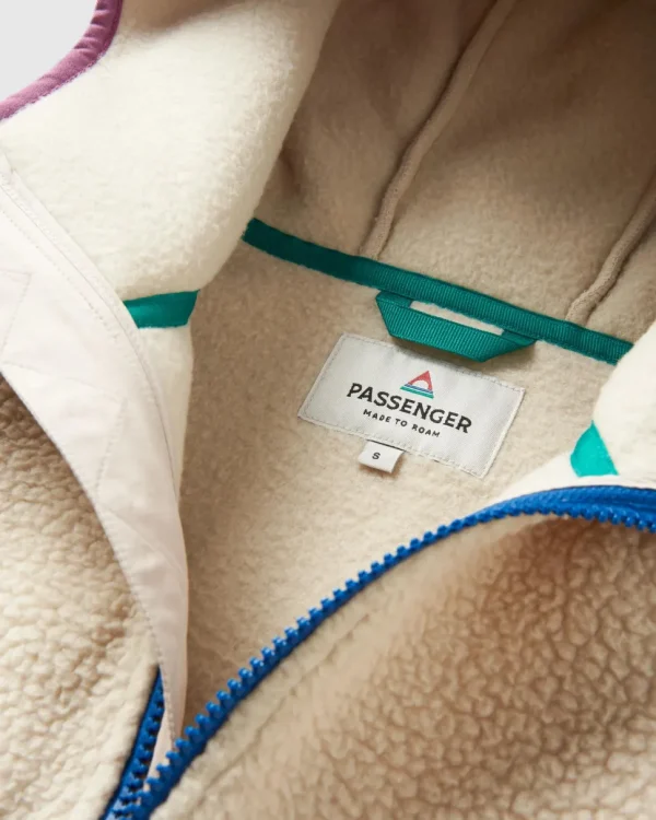 Fashion Passenger Beebalm Recycled Sherpa Fleece Vest Oatmeal