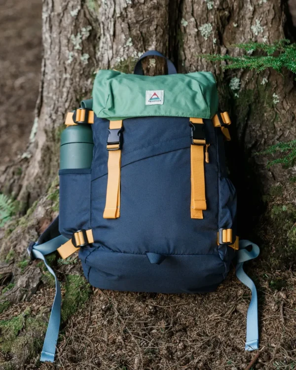 Sale Floris van Bommel Boondocker Recycled 26L Backpack Navy/ Laurel Green