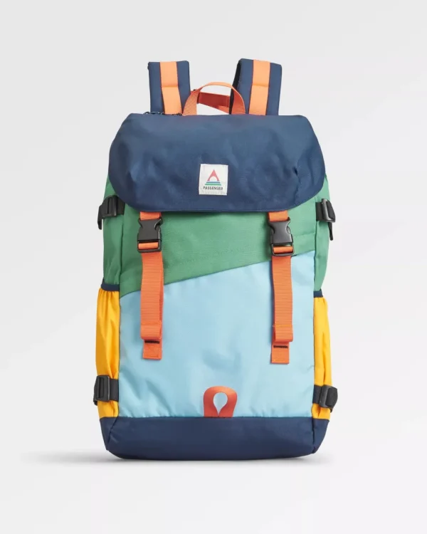 Cheap Passenger Boondocker Recycled 26L Backpack Navy/ Laurel Green/ Blue Haze
