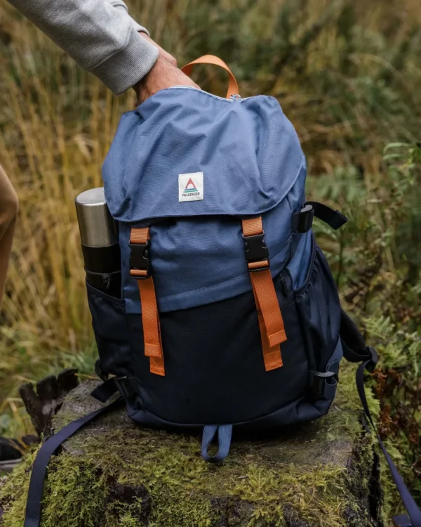 Sale Passenger Boondocker Recycled 26L Backpack Dark Denim/ Deep Navy