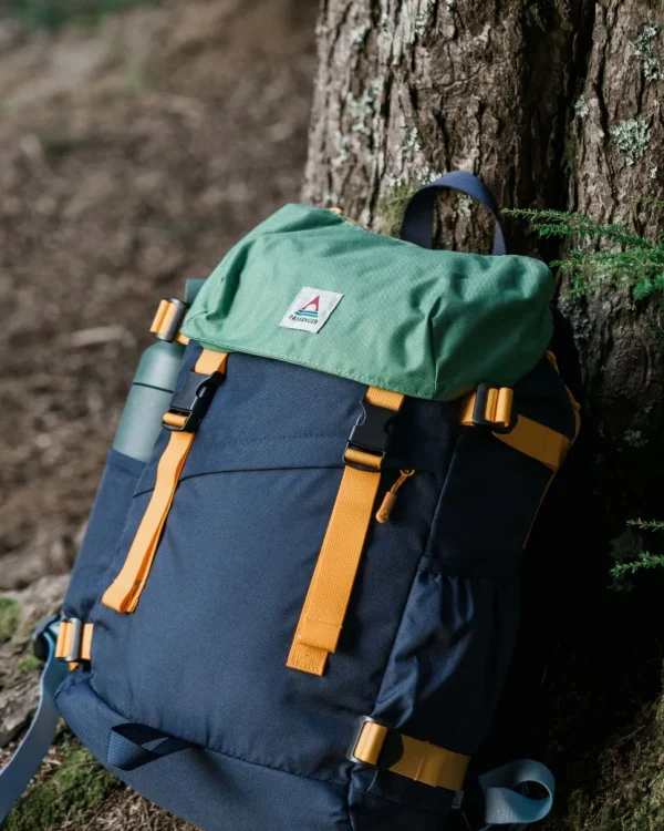Sale Floris van Bommel Boondocker Recycled 26L Backpack Navy/ Laurel Green