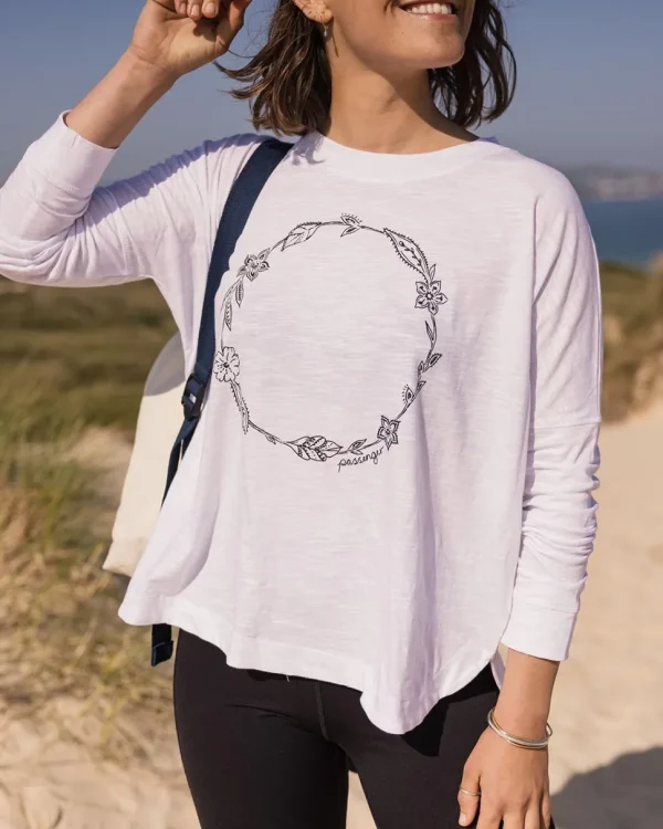 Flash Sale Passenger Daisy Chain Recycled Cotton LS T-Shirt White