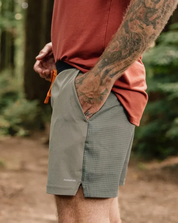 Best Floris van Bommel Descent Trail Recycled Shorts Dusty Olive