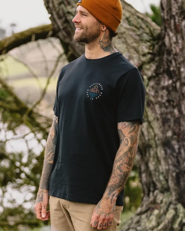 New Passenger Escapism Recycled Cotton T-Shirt Black