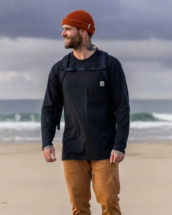 Best Passenger Heritage Recycled Relaxed Fit LS T-Shirt Black