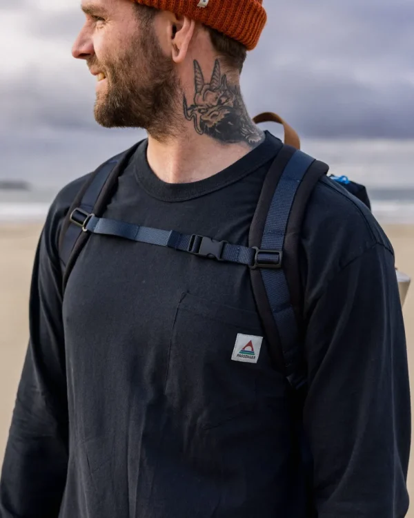 Best Passenger Heritage Recycled Relaxed Fit LS T-Shirt Black