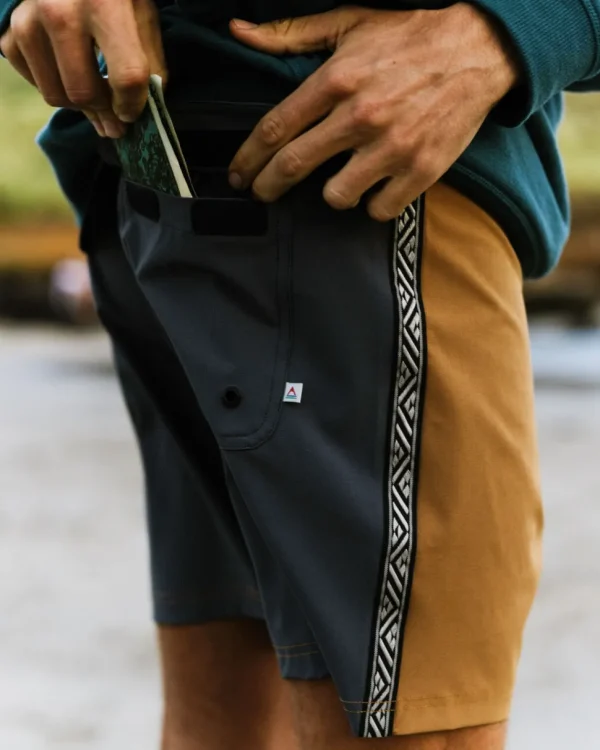 Best Floris van Bommel Hollow Recycled Boardshort Coconut