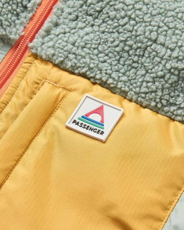 Best Sale Passenger Inspire Recycled Insulated Jacket Pistachio