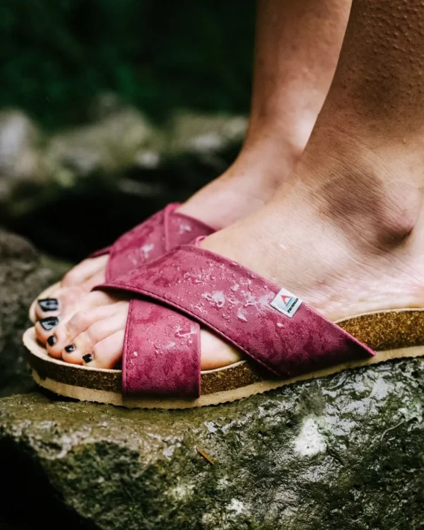 Discount Passenger Island Sandal Crushed Berry