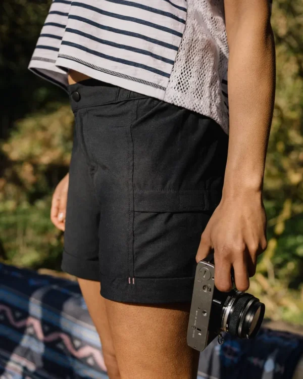 Flash Sale Passenger Laura Fixed Waist Short True Black