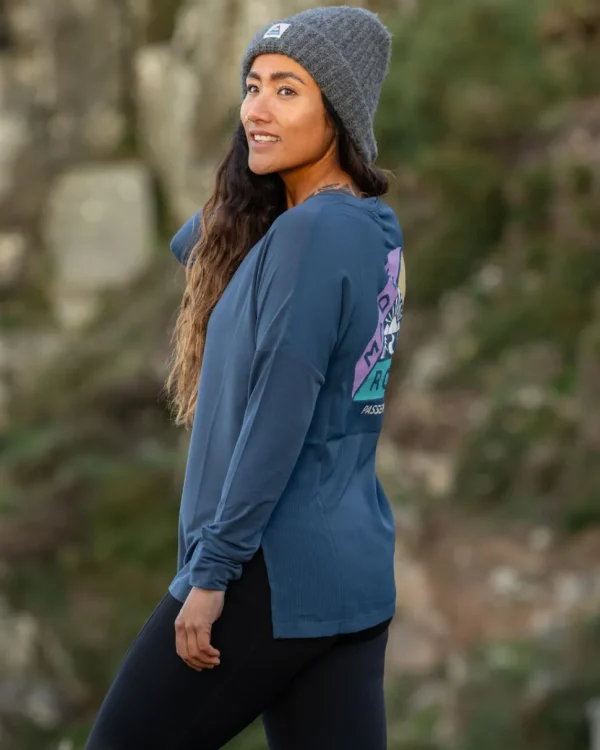 Outlet Passenger Lotus Recycled Active LS Top Dark Denim