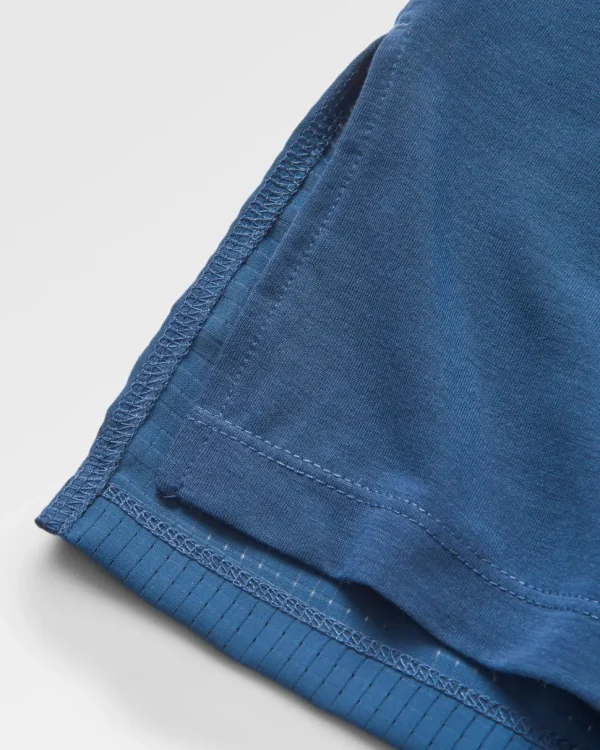 Outlet Passenger Lotus Recycled Active LS Top Dark Denim