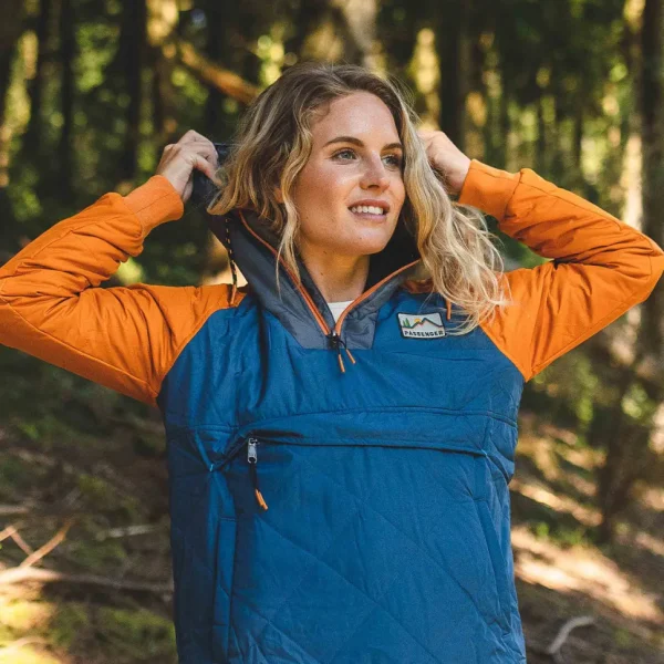 Flash Sale Passenger Ocean Recycled Insulated 1/2 Zip Jacket Ensign Blue