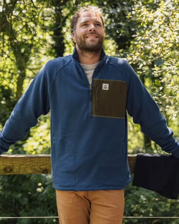 Cheap Passenger Offgrid 1/4 Zip Recycled Cotton Sweatshirt Dark Denim