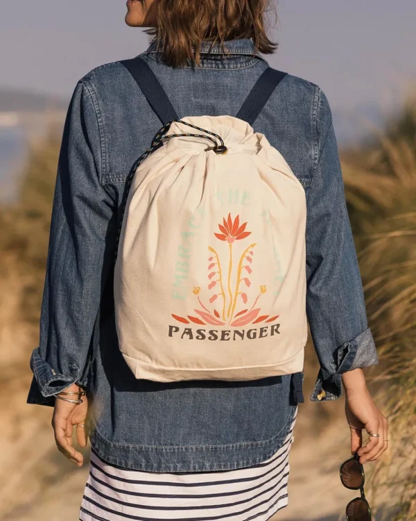 Cheap Passenger Pico Organic Tote Backpack Off White