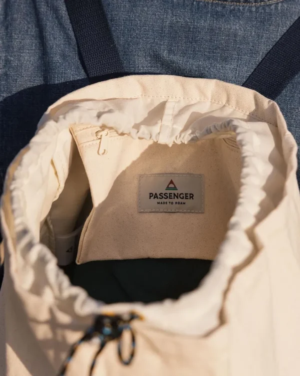 Shop Floris van Bommel Pico Organic Tote Backpack Off White