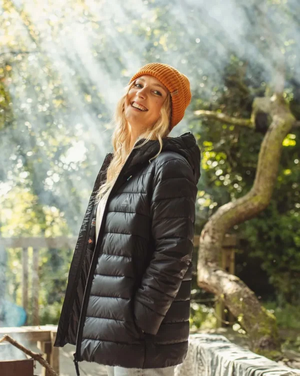 New Passenger Pow Recycled Insulated Jacket True Black