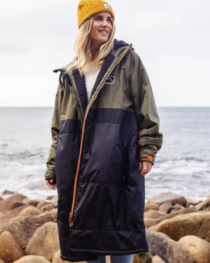Fashion Floris van Bommel Roaming Recycled Sherpa Lined Changing Robe Black/ Khaki