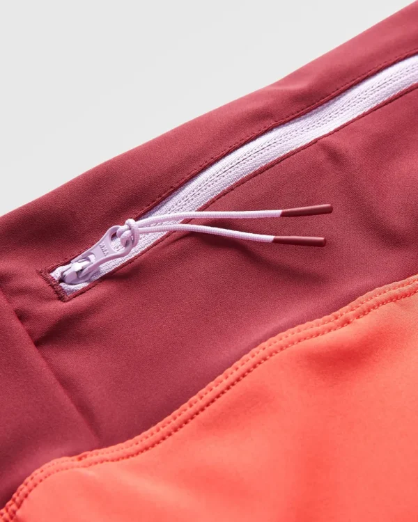 Outlet Passenger Roundtrip Trail Short Watermelon