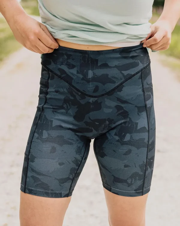 Clearance Passenger Route Recycled Active Short Black Abstract