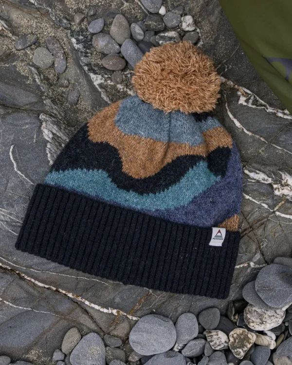 Shop Passenger Scenic Recycled Bobble Hat Scenic Navy