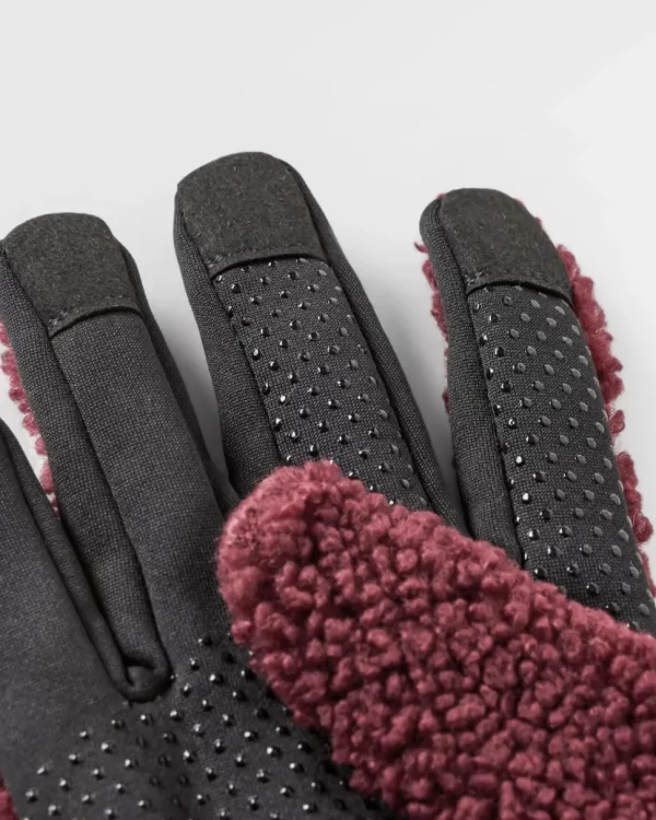 Best Passenger Snowfall 2.0 Recycled Sherpa Gloves Wine