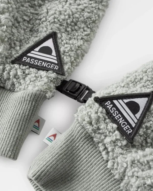 Clearance Passenger Snowfall 2.0 Recycled Sherpa Gloves Pistachio
