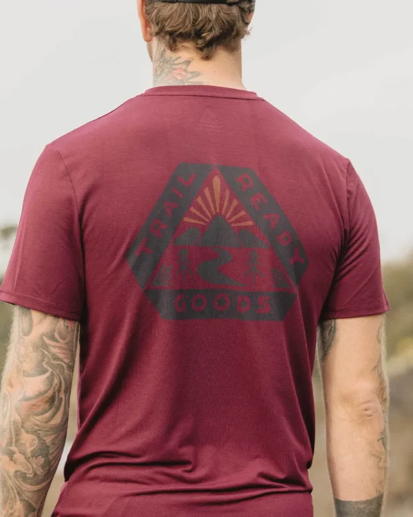 Hot Passenger Trail Recycled Active T-Shirt Wine