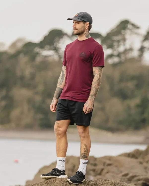Hot Passenger Trail Recycled Active T-Shirt Wine
