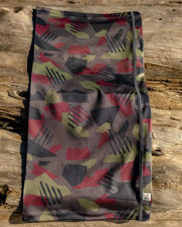 Best Passenger Trail Recycled Gaiter Charcoal Camo Pattern