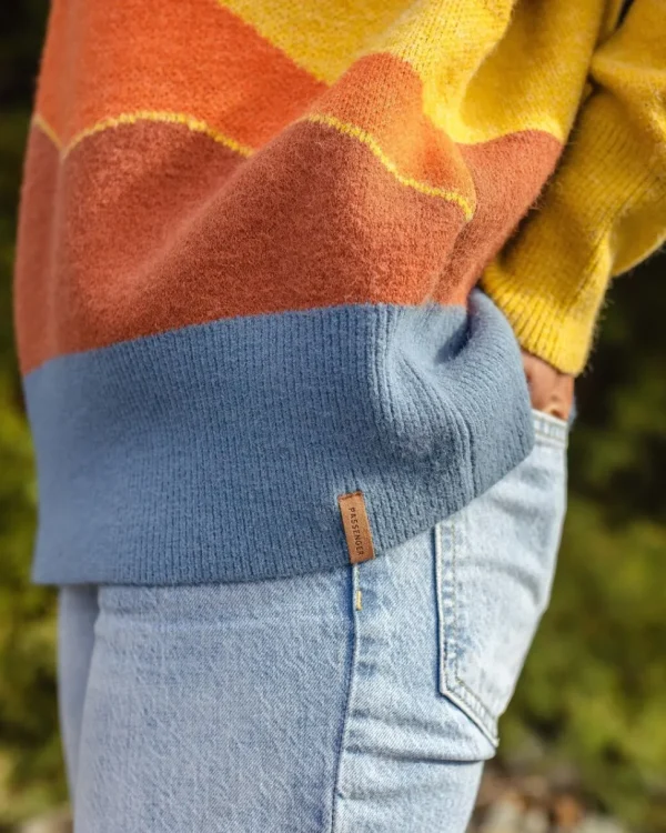Shop Passenger Vista Jumper Amber Gold