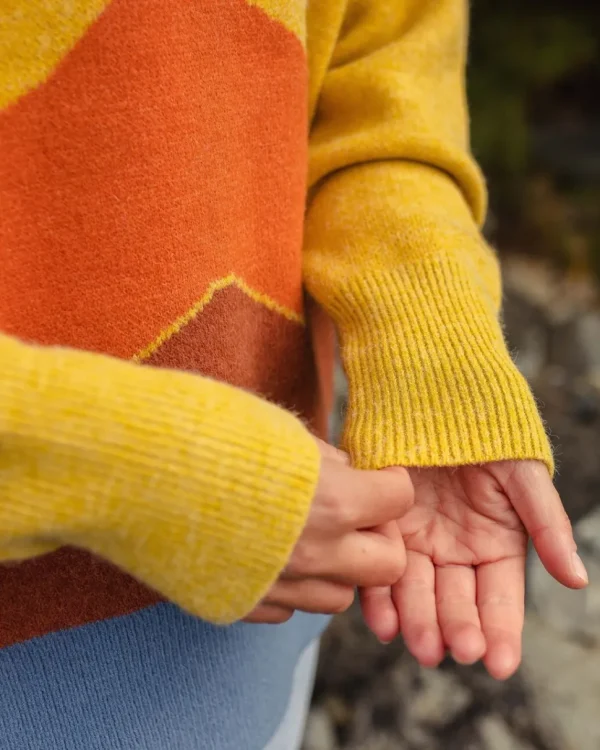 Shop Passenger Vista Jumper Amber Gold
