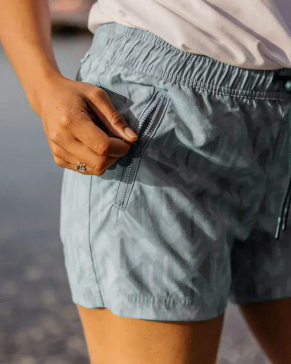 Discount Passenger Way Out Organic Cotton All Purpose Short Pistachio Ore Pattern